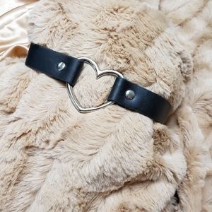 Silver & Black Faux Leather Heart Choker 0151